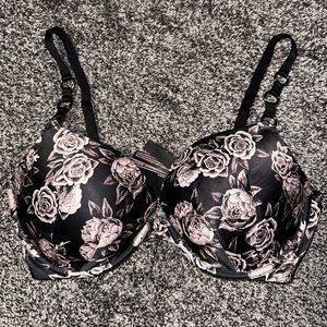 Victoria’s Secret Very Sexy Push Up Bra